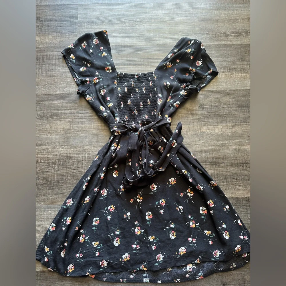 Abercrombie and Fitch Floral Mini Dress - Picture 6 of 6